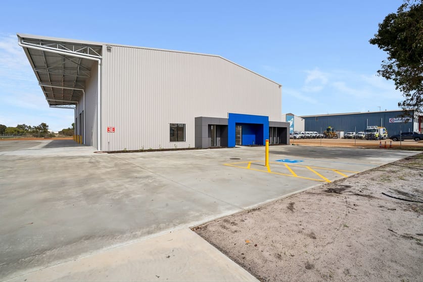 Click to view all images 1A Fields Street Pinjarra WA 6208 - Image 3