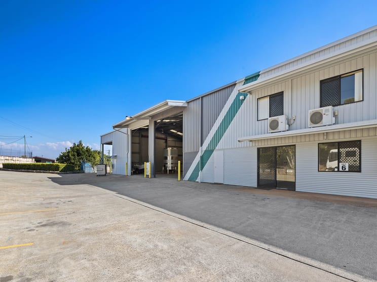 Click to view all images 6/227 Fleming Road Hemmant QLD 4174 - Image 1