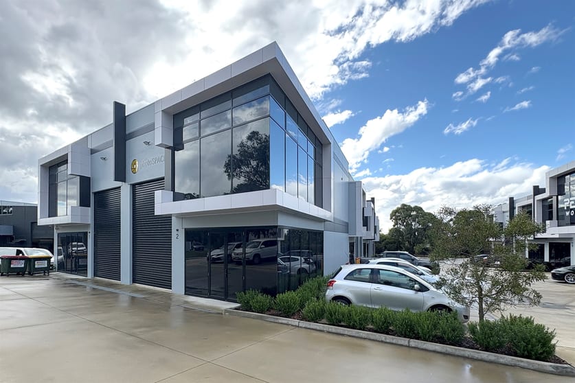 Click to view all images 2/51 Merrindale Drive Croydon South VIC 3136 - Image 1