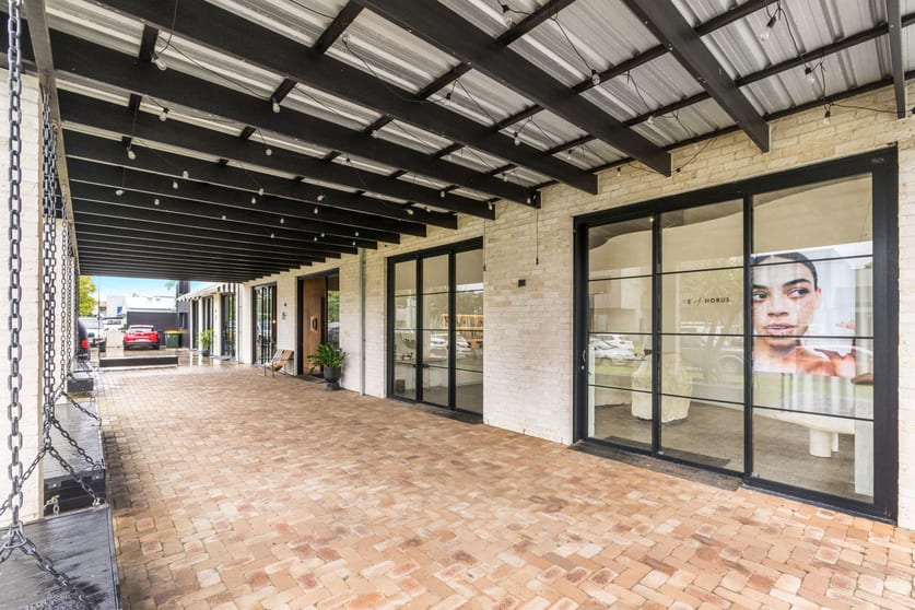Click to view all images 4/1 Boronia Place Byron Bay NSW 2481 - Image 1