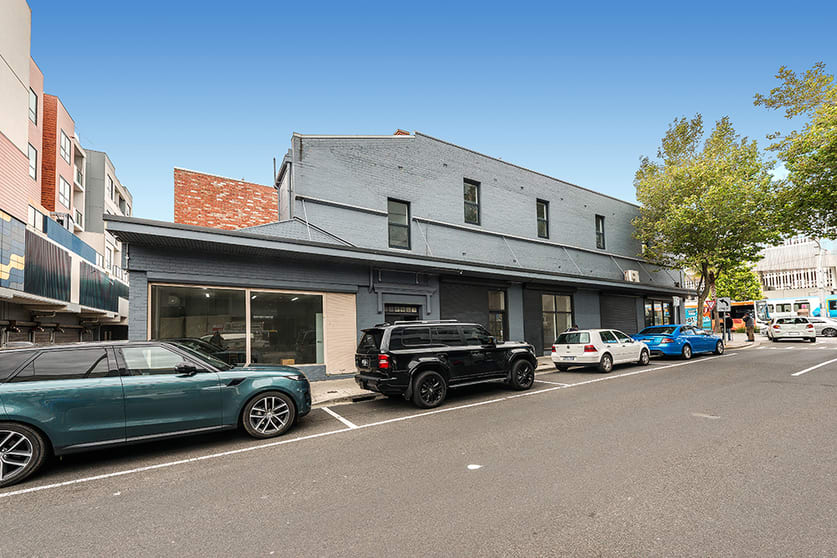 Click to view all images 52 Young Street Frankston VIC 3199 - Image 1