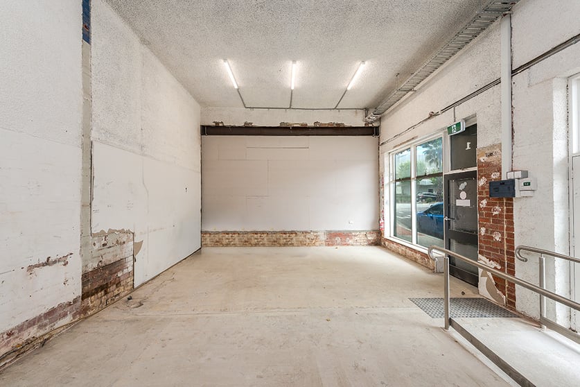 Click to view all images 52 Young Street Frankston VIC 3199 - Image 3