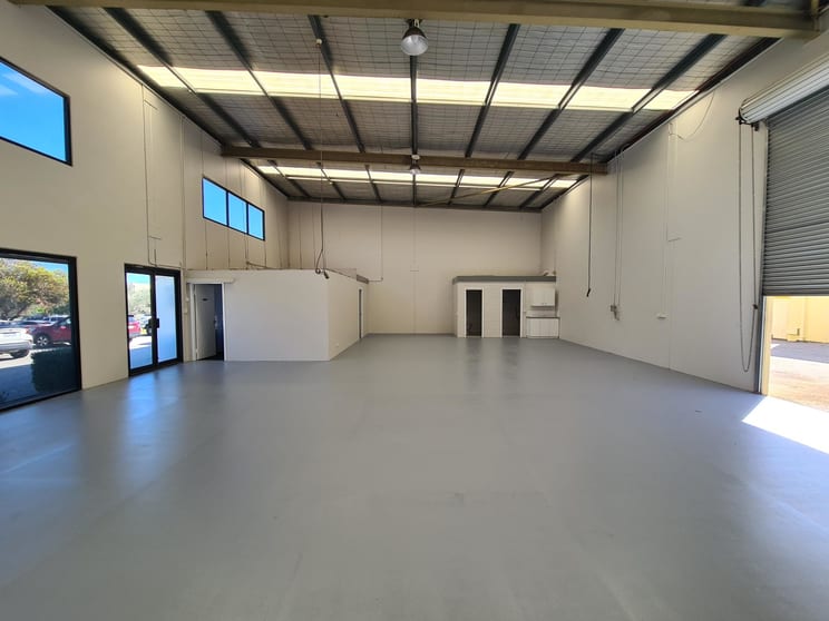 Click to view all images 3/321 Victoria Road Malaga WA 6090 - Image 2