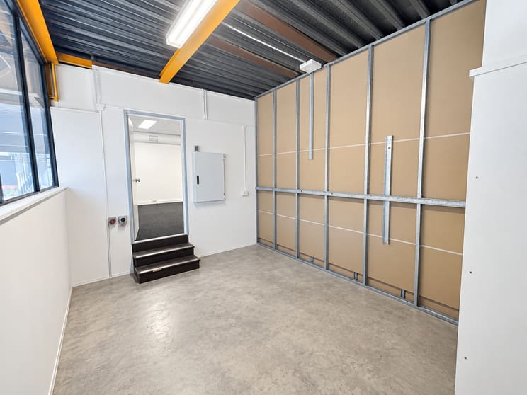 Click to view all images Balgowlah NSW 2093 - Image 3