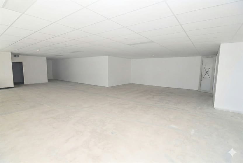 Click to view all images 1B/121-133 Sturt Street Townsville City QLD 4810 - Image 3