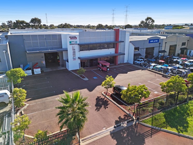 Click to view all images 37 Mercantile Way Malaga WA 6090 - Image 1