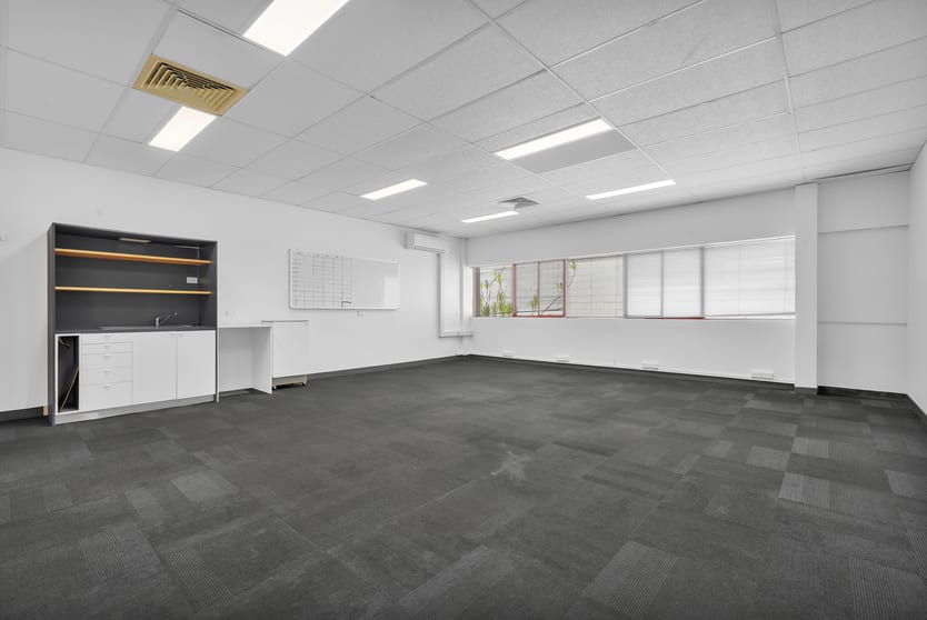 Click to view all images 15/1 Newspaper Place Maroochydore QLD 4558 - Image 3
