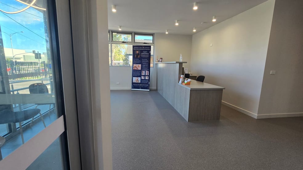 Click to view all images Unit 1/108 Cranbourne Rd Frankston VIC 3199 - Image 3