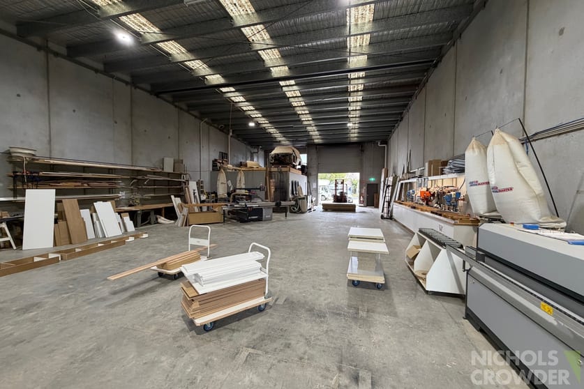 Click to view all images 3/19 Sir Laurence Drive Seaford VIC 3198 - Image 3