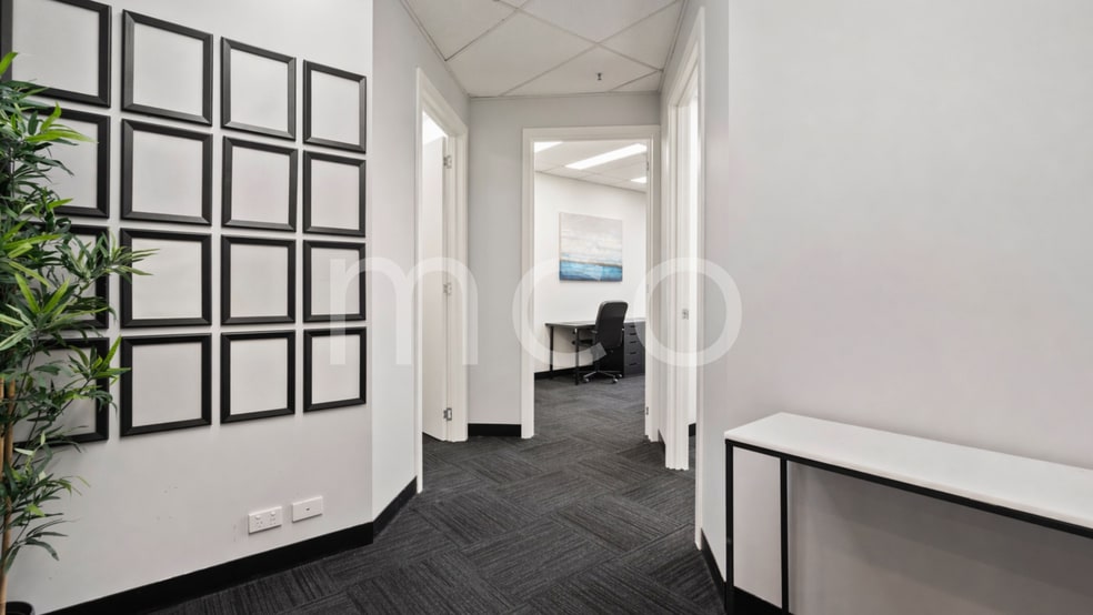 Click to view all images 604/1 Queens Road Melbourne VIC 3004 - Image 3