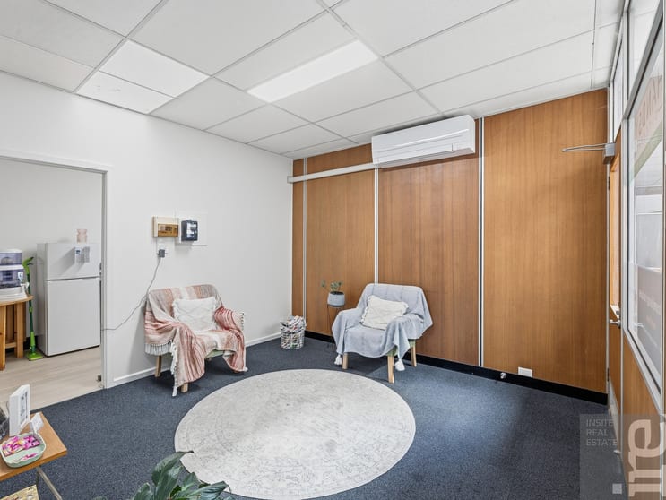 Click to view all images Suite 3/1/21-23 Reid Street Wangaratta VIC 3677 - Image 3