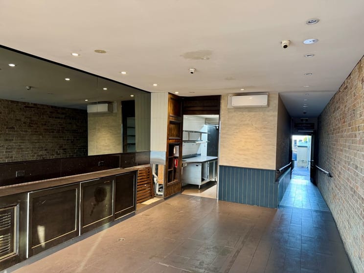 Click to view all images 59 Victoria Street East Gosford NSW 2250 - Image 3