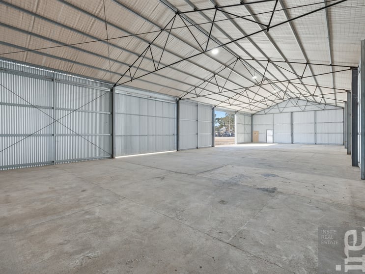 Click to view all images 26 Hay Avenue Wangaratta VIC 3677 - Image 2