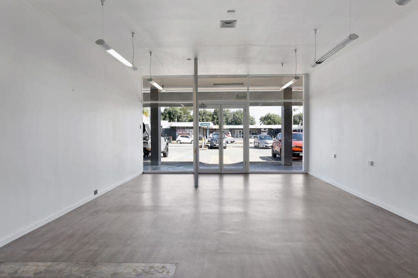 Click to view all images 2 Ungerer Street North Mackay QLD 4740 - Image 2