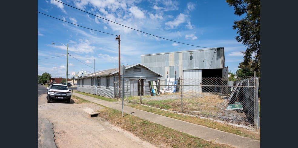 rear/169 Bridge Street Benalla VIC 3672 - Image 2