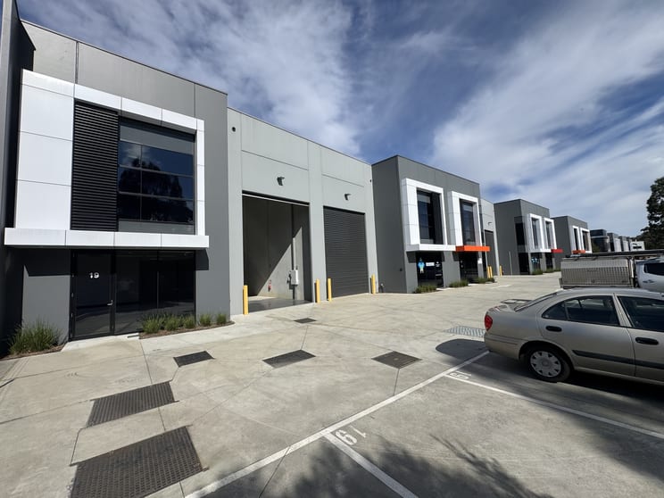 19/21-43 Merrindale Drive Croydon South VIC 3136 - Image 1