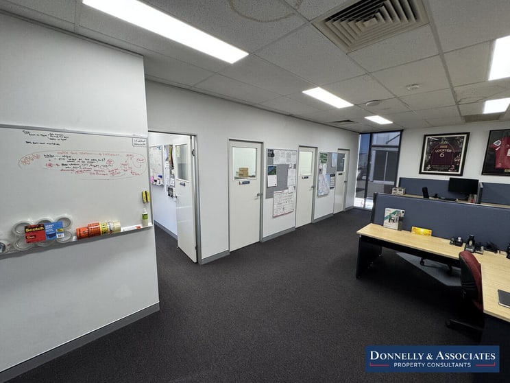 8/35 Limestone Street Darra QLD 4076 - Image 3