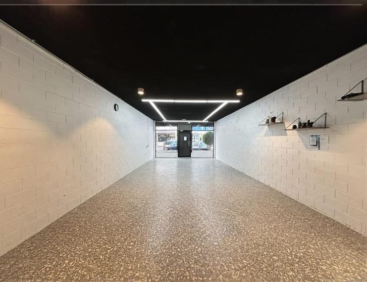 Click to view all images 4/23 Koornang Road Carnegie VIC 3163 - Image 3