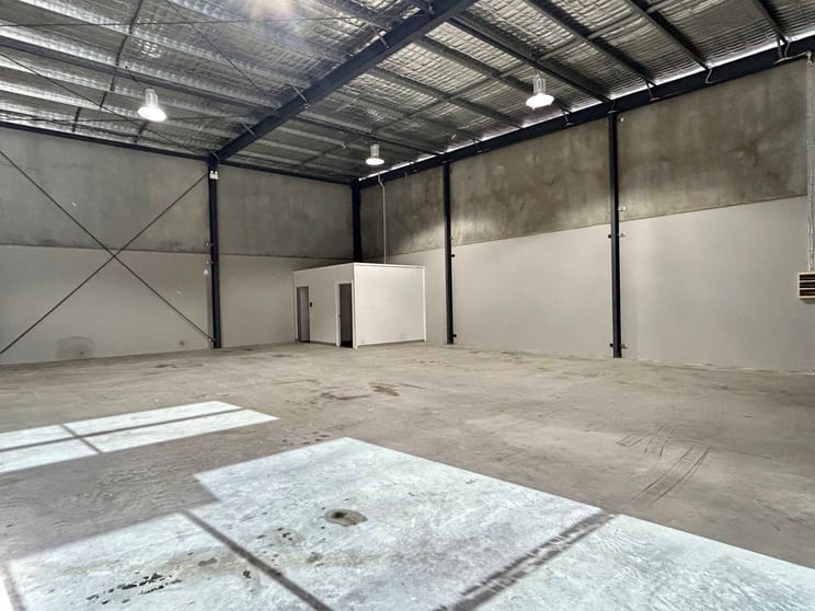 Click to view all images 26 Kalinya Close Cameron Park NSW 2285 - Image 3