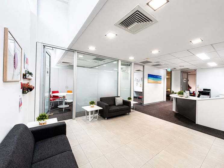 Click to view all images Tenancy 1/120-122 Spence Street Parramatta Park QLD 4870 - Image 2