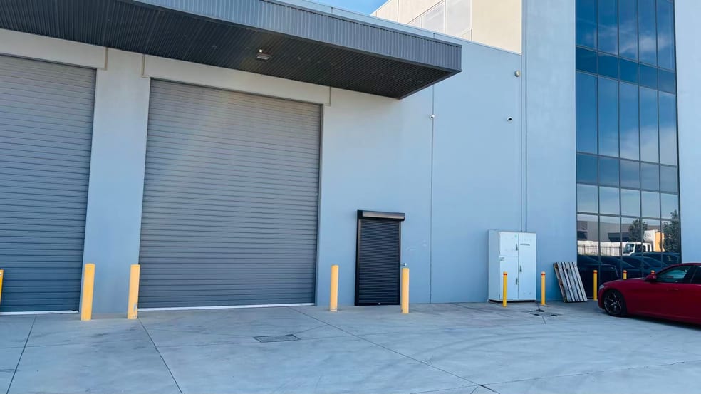 Click to view all images 6/45 Leakes Road Laverton North VIC 3026 - Image 3