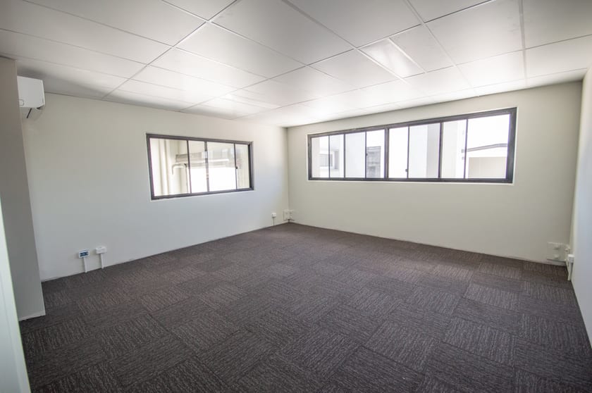 Click to view all images FOR LEASE/6 Ern Harley Drive Burleigh Heads QLD 4220 - Image 5