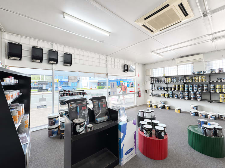 Click to view all images 2/114 Aerodrome Road Maroochydore QLD 4558 - Image 3