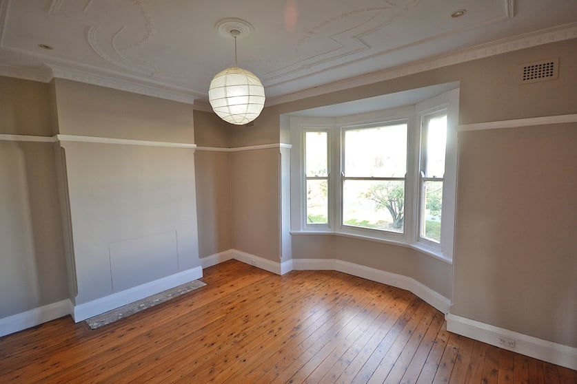 Click to view all images 2/167 Leura Mall Leura NSW 2780 - Image 2