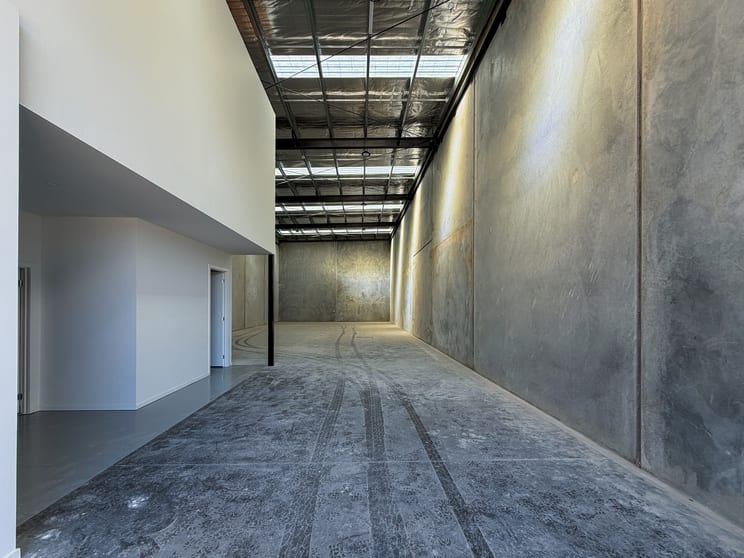 Click to view all images 34 Launceston Street Williamstown VIC 3016 - Image 2