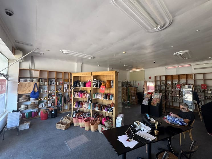 Click to view all images Shop 1/12-14 Hislop Road Attadale WA 6156 - Image 2