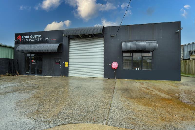 Click to view all images 1 Halbert Road Bayswater North VIC 3153 - Image 1