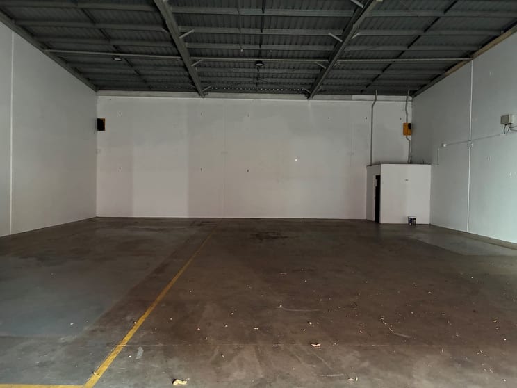 Click to view all images 2/90 Lower Mountain Road Dundowran QLD 4655 - Image 2
