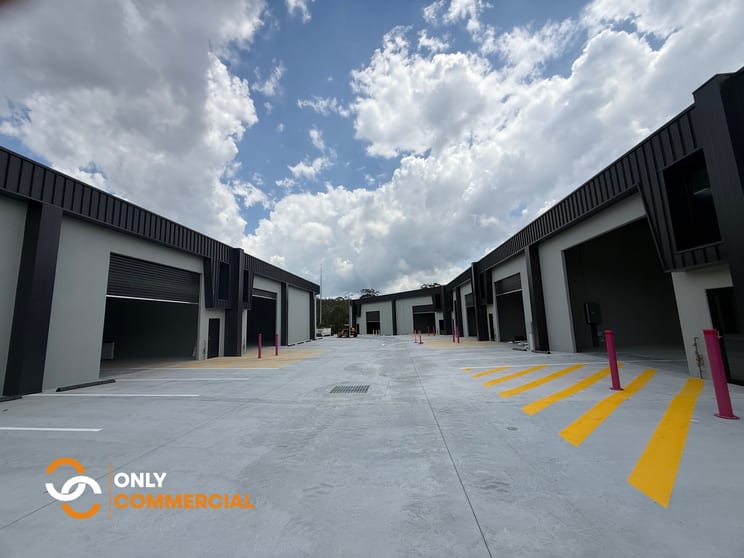 Click to view all images 10/2 Transport Street Yatala QLD 4207 - Image 3