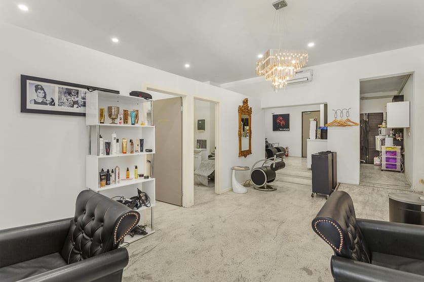 Click to view all images 1/81 Lower Heidelberg Road Ivanhoe VIC 3079 - Image 3