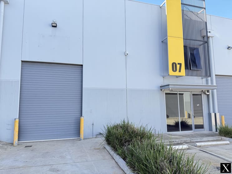 7/82 Gateway Boulevard Epping VIC 3076 - Image 2