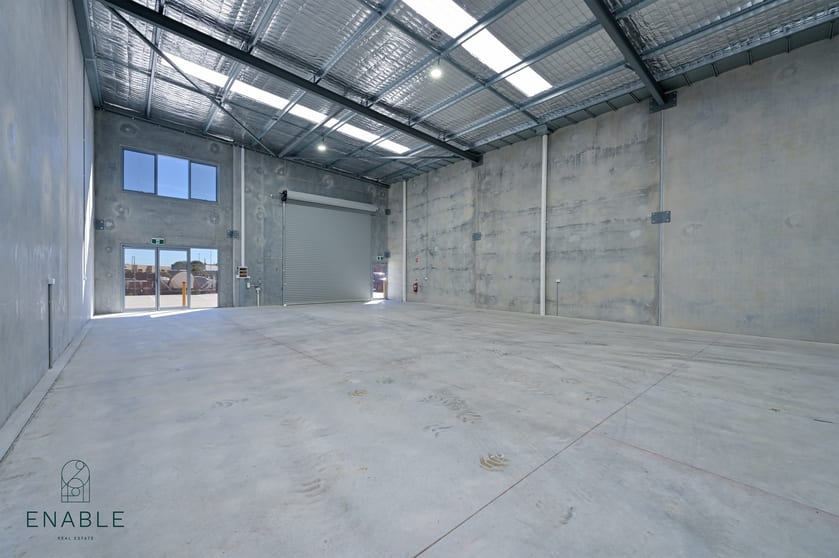 Click to view all images 4/24 Blackburn Drive Port Kennedy WA 6172 - Image 3