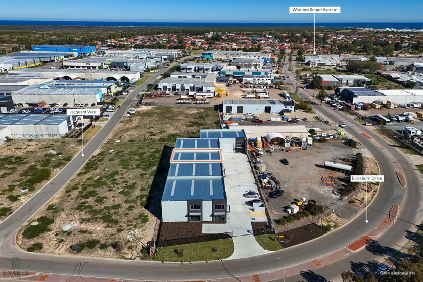 Click to view all images 2 & 3/24 Blackburn Drive Port Kennedy WA 6172 - Image 3