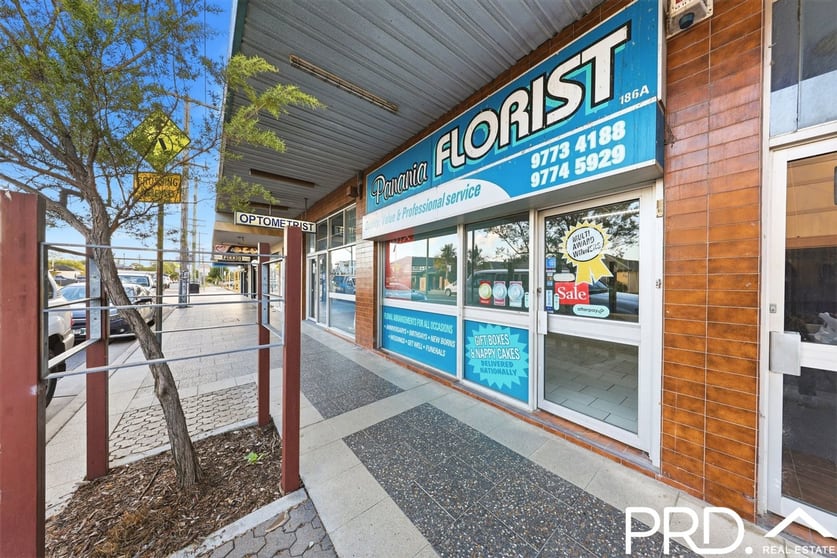 186 Tower St Panania NSW 2213 - Image 3