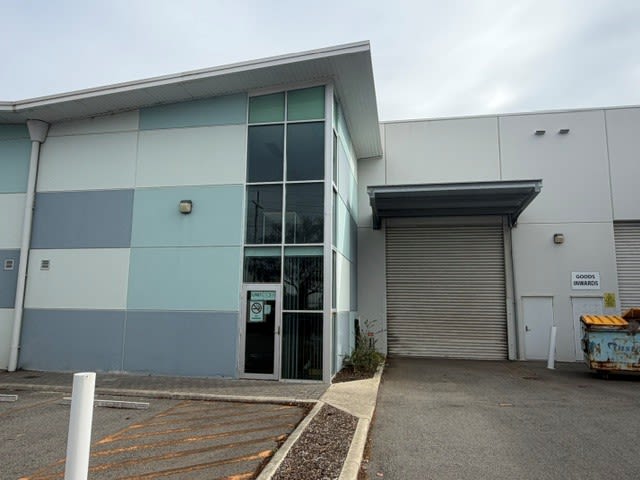 T3/7-13 Bell Street Canning Vale WA 6155 - Image 2