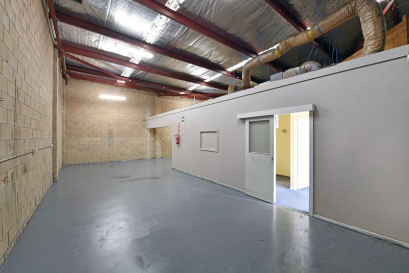 Click to view all images 10/19-23 Kylie Place Cheltenham VIC 3192 - Image 3