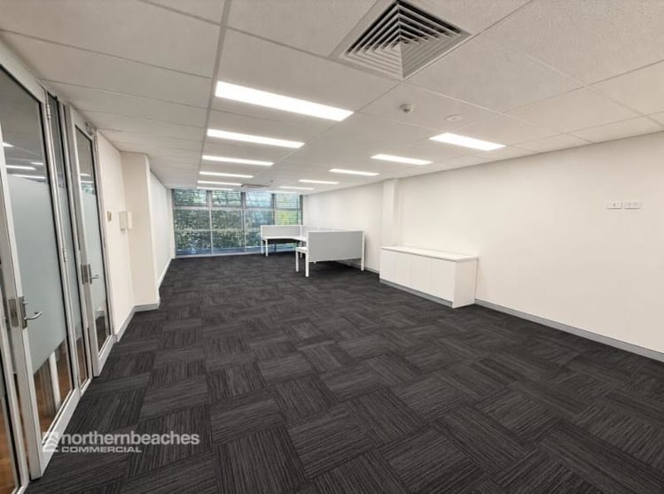 Click to view all images Mona Vale NSW 2103 - Image 3
