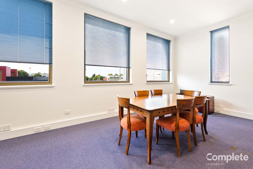 Click to view all images 2/3 PENOLA ROAD Mount Gambier SA 5290 - Image 2