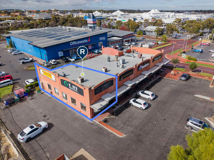 Click to view all images 4/7 Dwyer Turn Joondalup WA 6027 - Image 3