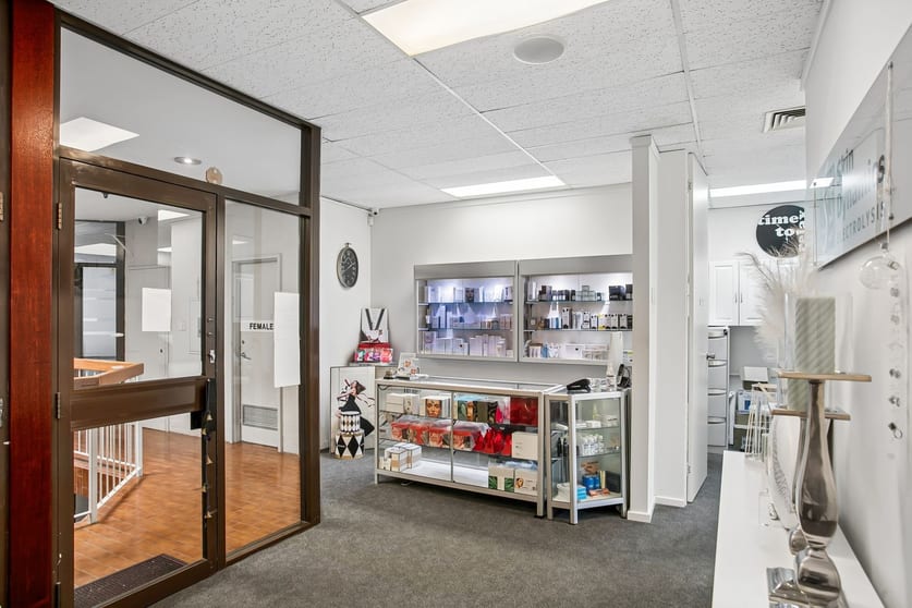 2/10 Station Street Cottesloe WA 6011 - Image 2