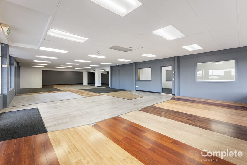 155 COMMERCIAL STREET EAST Mount Gambier SA 5290 - Image 2