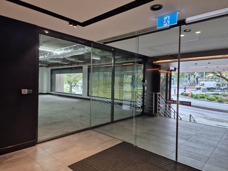 Click to view all images Shop/22 Albert Road South Melbourne VIC 3205 - Image 3