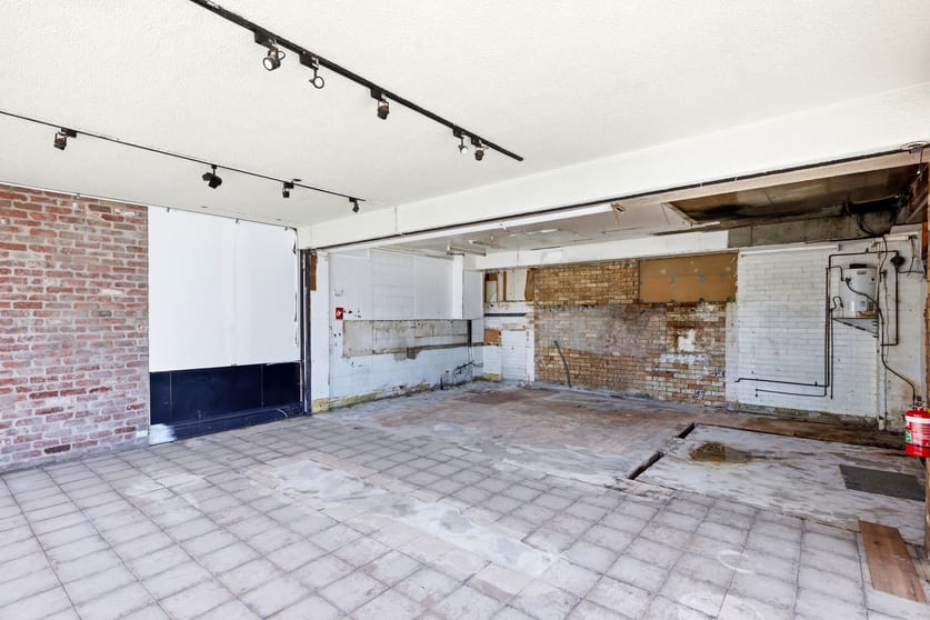 Click to view all images 1/2 Eighth Avenue Palm Beach QLD 4221 - Image 3