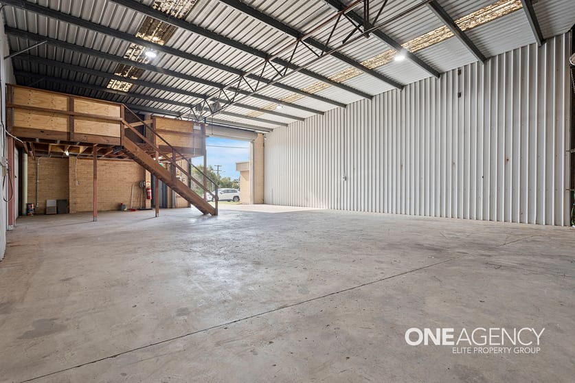 Click to view all images 2/30 Sunset Avenue Barrack Heights NSW 2528 - Image 3