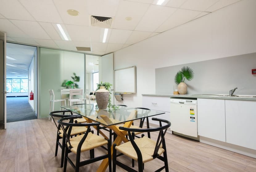 Click to view all images Suite 10/5 Gardner Close Milton QLD 4064 - Image 3