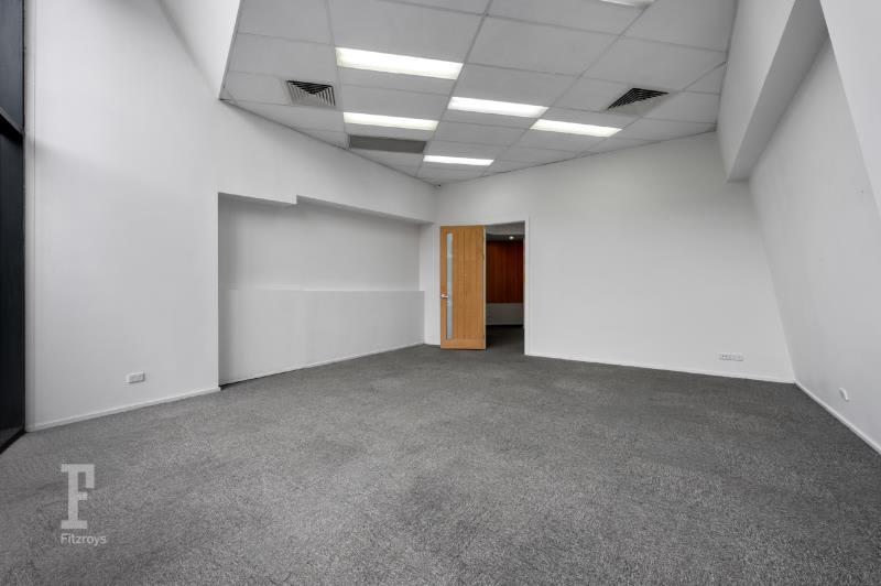 Click to view all images 20 Copernicus Crescent Bundoora VIC 3083 - Image 3